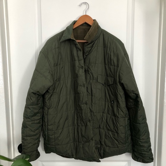 DC | Double sided Jacket - Picture 3 of 11